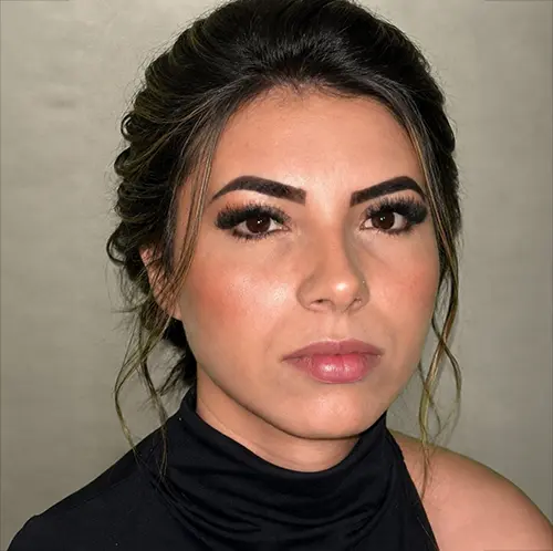 Maquiagem profissional realizada no Espaço Alessandra Santos — trabalho 1